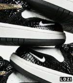 کفش کتانی مردانه و زنانه مشکی سفید طلایی NIKE travis scott مدل 7483 - Image 5