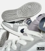 کفش کتانی ساقدار مردانه و زنانه سفید سرمه ای طوسی NIKE jordan 1 مدل 6580 - Image 9