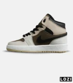 کفش کتانی ساقدار مردانه و زنانه کرم قهوه ای NIKE jordan 1 مدل 8142 - Image 3